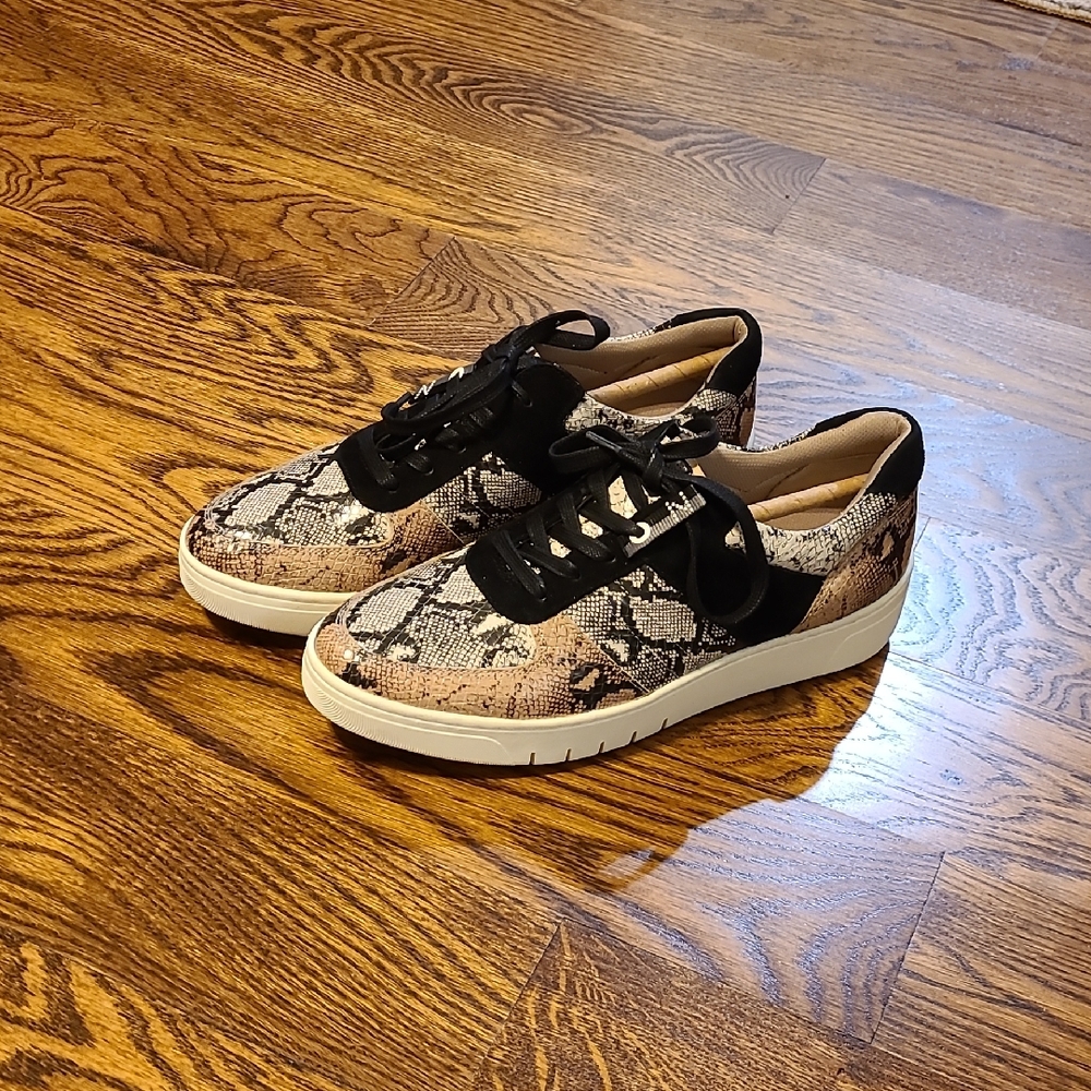 Naturalizer Hadley Alabaster Snakeskin Sneakers